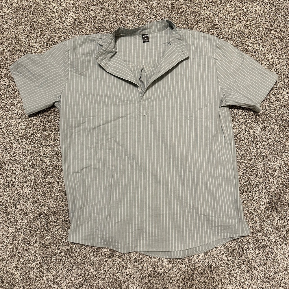 Grey Striped Summer Tshirt medium